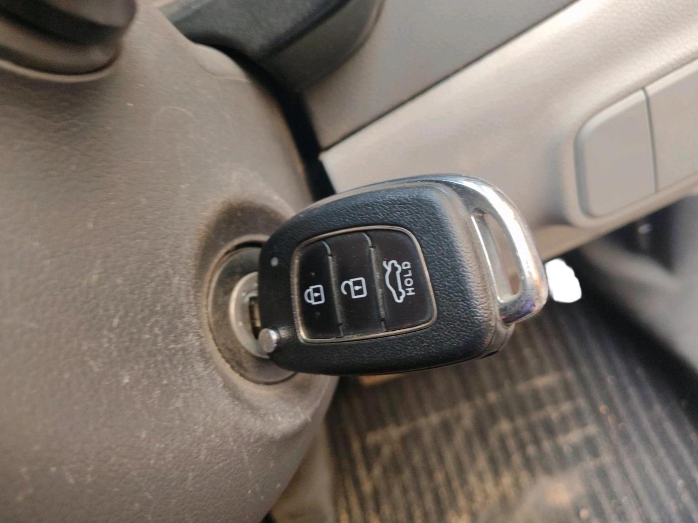 2020 Hyundai GRAND I10 NIOS MAGNA AMT 1.2 KAPPA VTVT, Petrol, Automatic, 50,504 km, interior