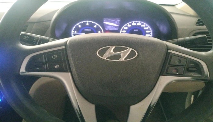 2011 Hyundai Verna FLUIDIC 1.6 CRDI SX, Diesel, Manual, 1,44,310 km, interior