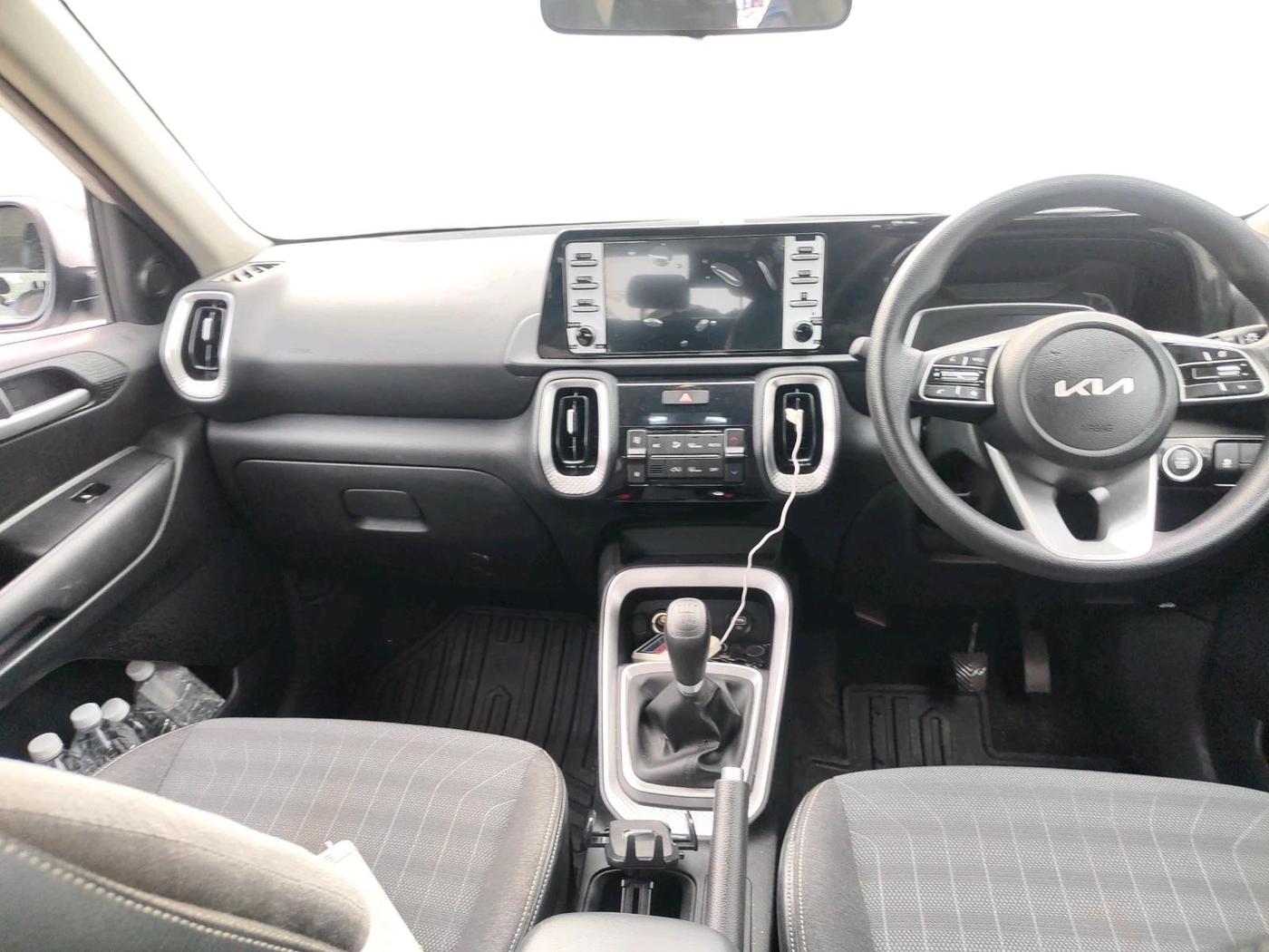 2023 KIA SONET HTK PLUS 1.0 IMT, Petrol, Manual, 9,500 km, interior