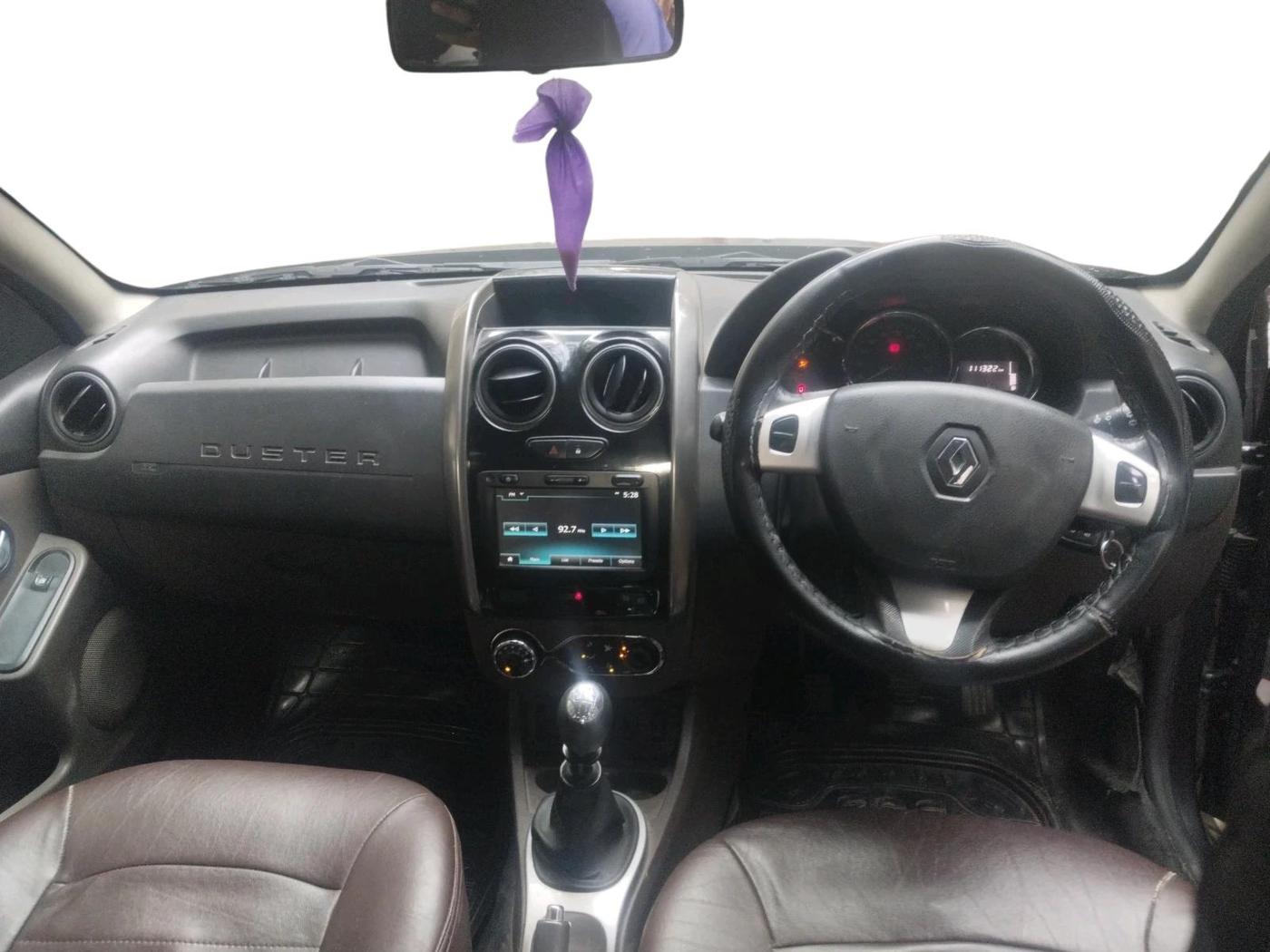 2016 Renault Duster 110 PS RXZ DIESEL, Diesel, Manual, 1,11,322 km, interior