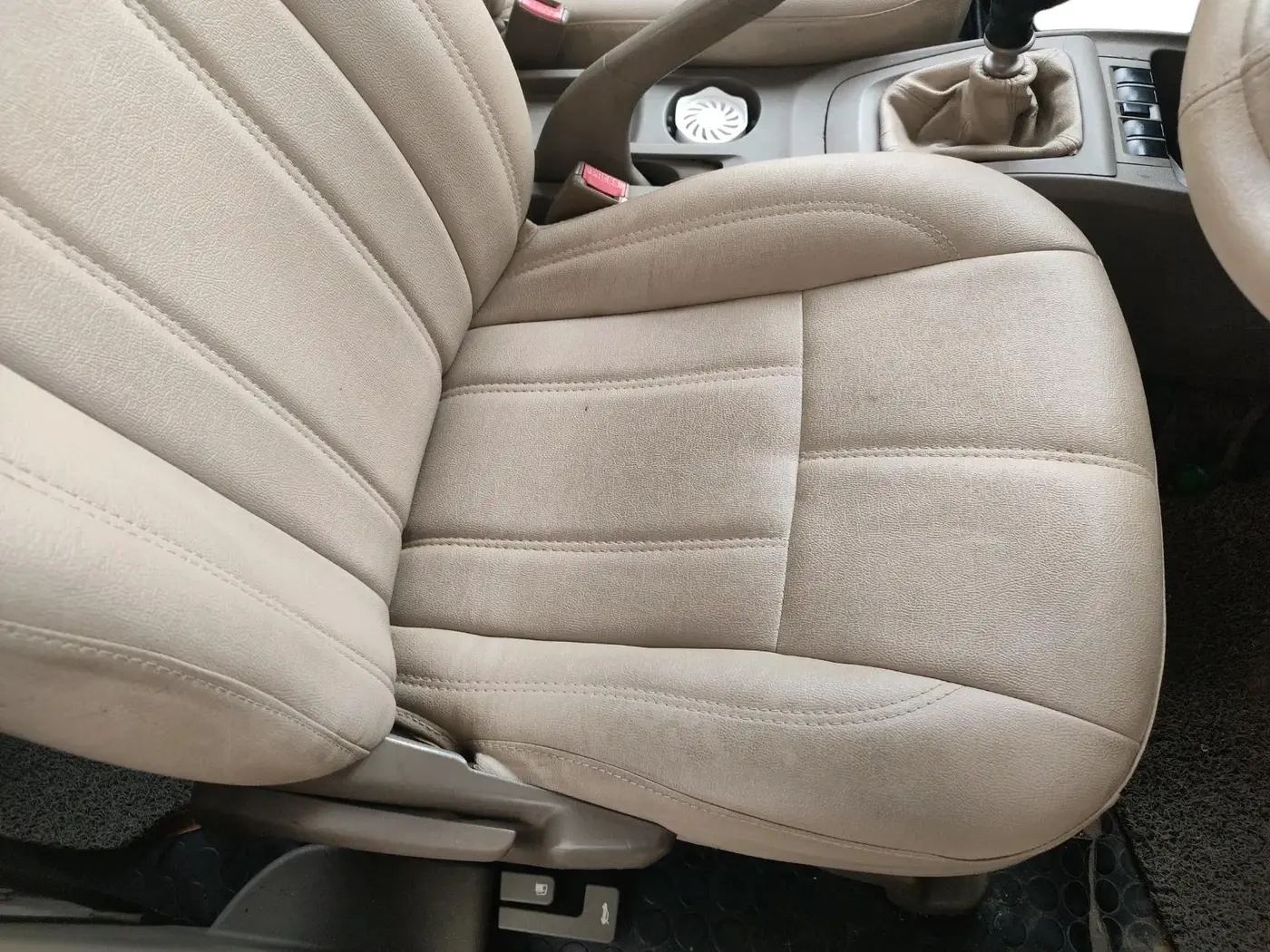 2013 Chevrolet Sail 1.3 LS, Diesel, Manual, 1,08,385 km, interior