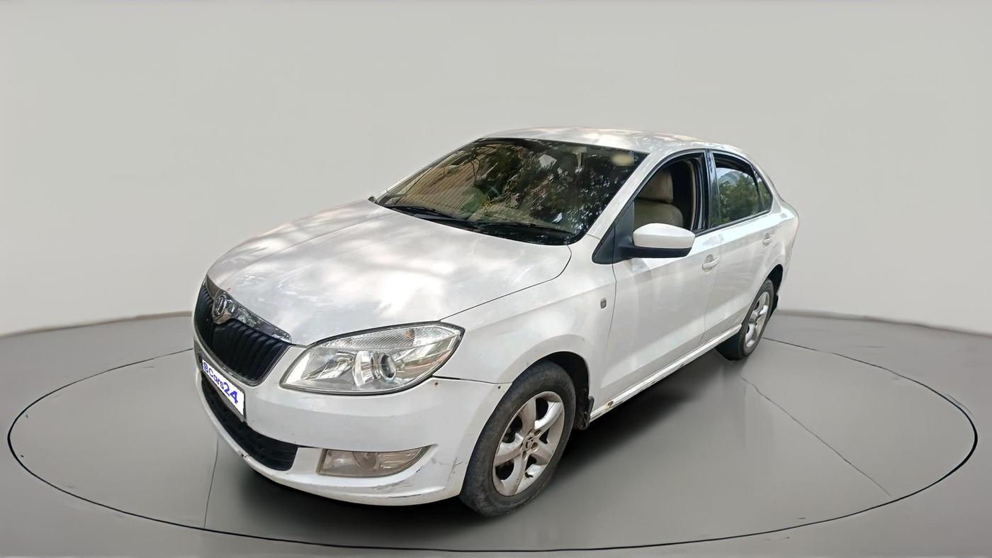 2014 Skoda Rapid ELEGANCE 1.6 TDI CR MT, Diesel, Manual, 2,56,223 km, exterior