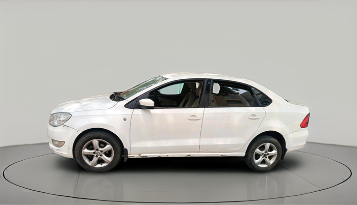 2014 Skoda Rapid ELEGANCE 1.6 TDI CR MT, Diesel, Manual, 2,56,223 km, exterior