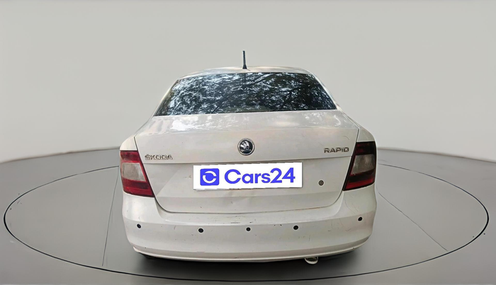 2014 Skoda Rapid ELEGANCE 1.6 TDI CR MT, Diesel, Manual, 2,56,223 km, exterior