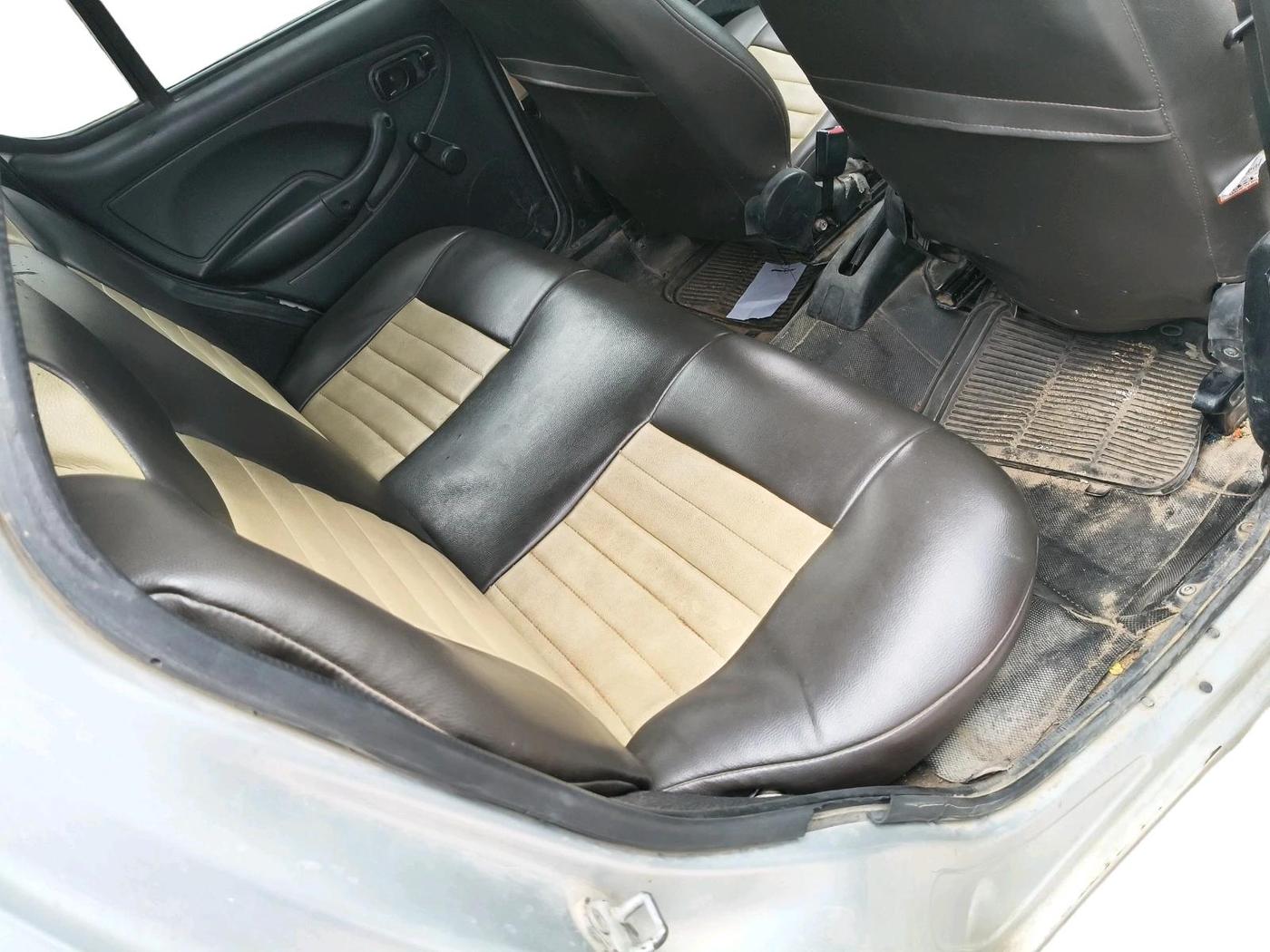 2016 Tata Indica EV2 LS, Diesel, Manual, 1,69,000 km, interior