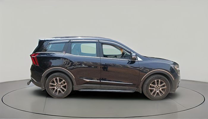 2023 Mahindra XUV700 AX 7 D AT AWD 7 STR, Diesel, Automatic, 55,621 km, exterior