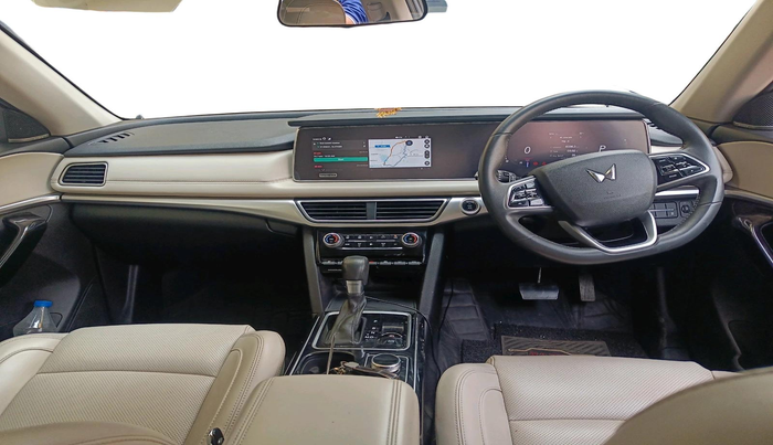 2023 Mahindra XUV700 AX 7 D AT AWD 7 STR, Diesel, Automatic, 55,621 km, interior