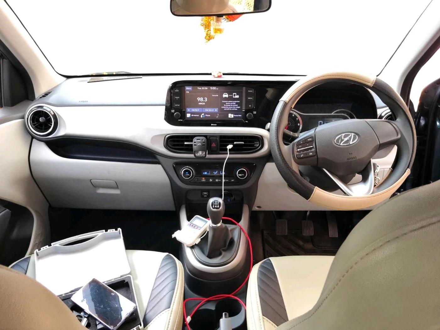 2022 Hyundai GRAND I10 NIOS SPORTZ 1.2 KAPPA VTVT, Petrol, Manual, 18,700 km, interior