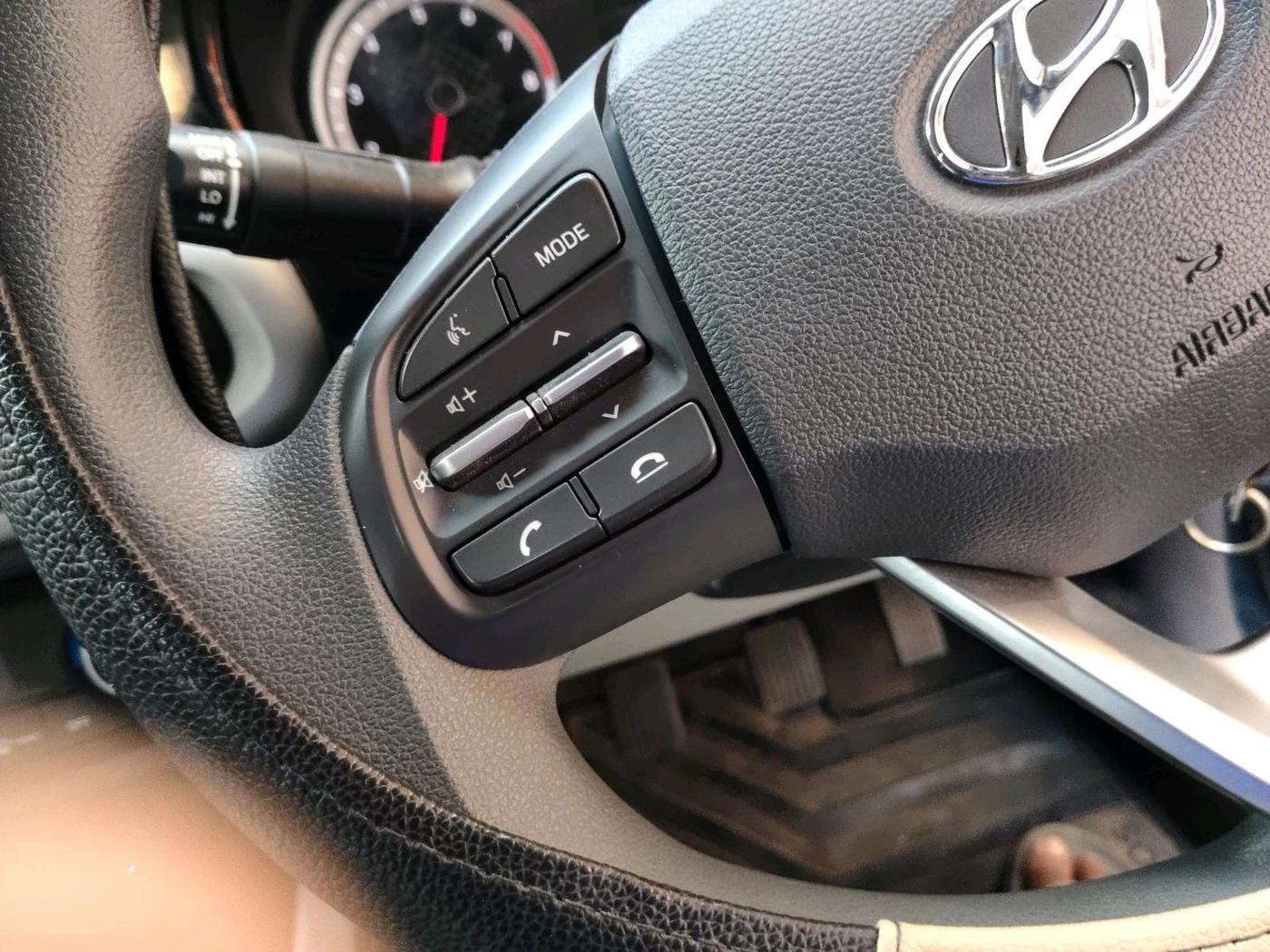 2022 Hyundai GRAND I10 NIOS SPORTZ 1.2 KAPPA VTVT, Petrol, Manual, 18,700 km, interior