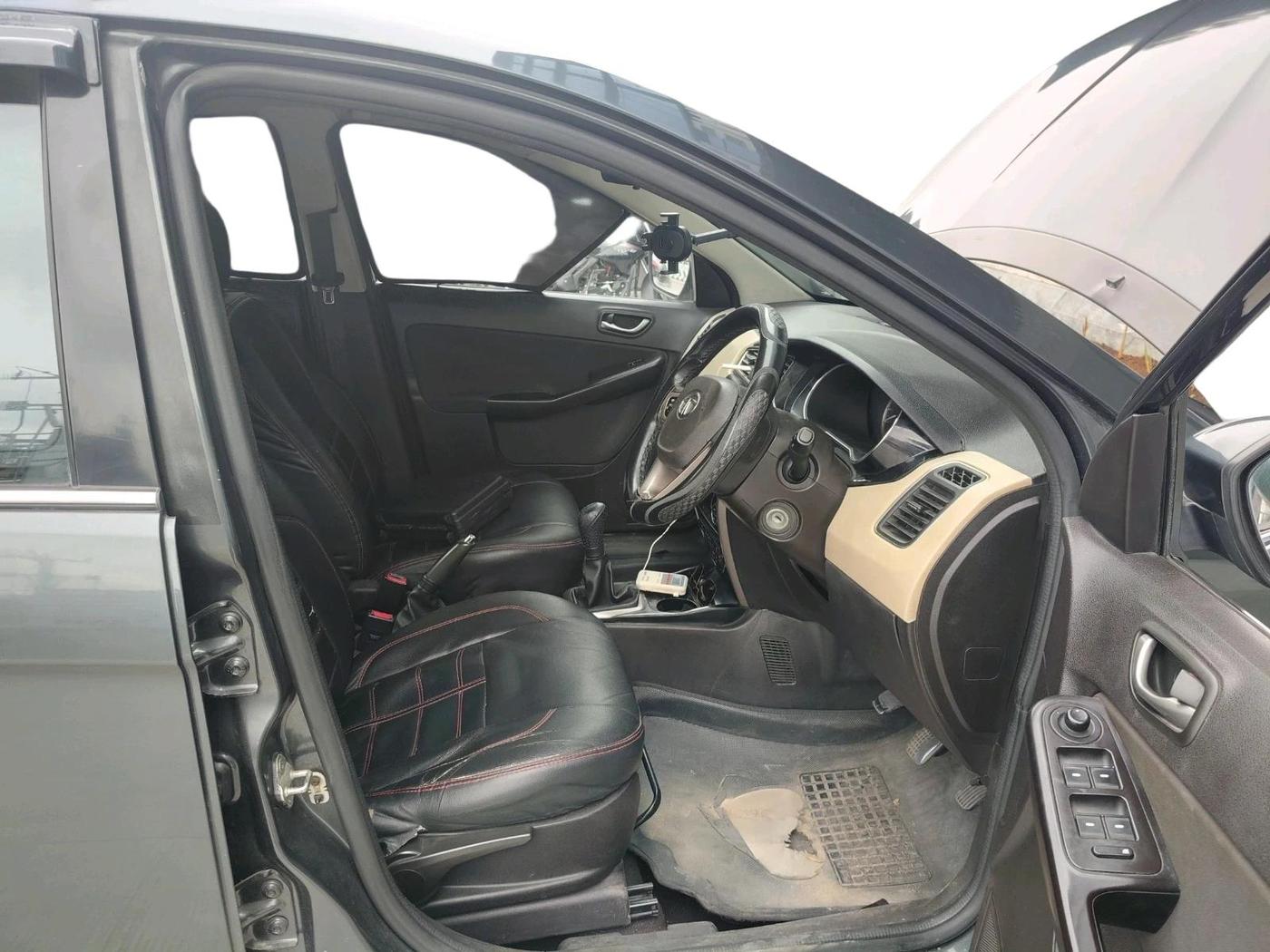 2015 Tata Zest XT 90PS DIESEL, Diesel, Manual, 1,43,897 km, interior