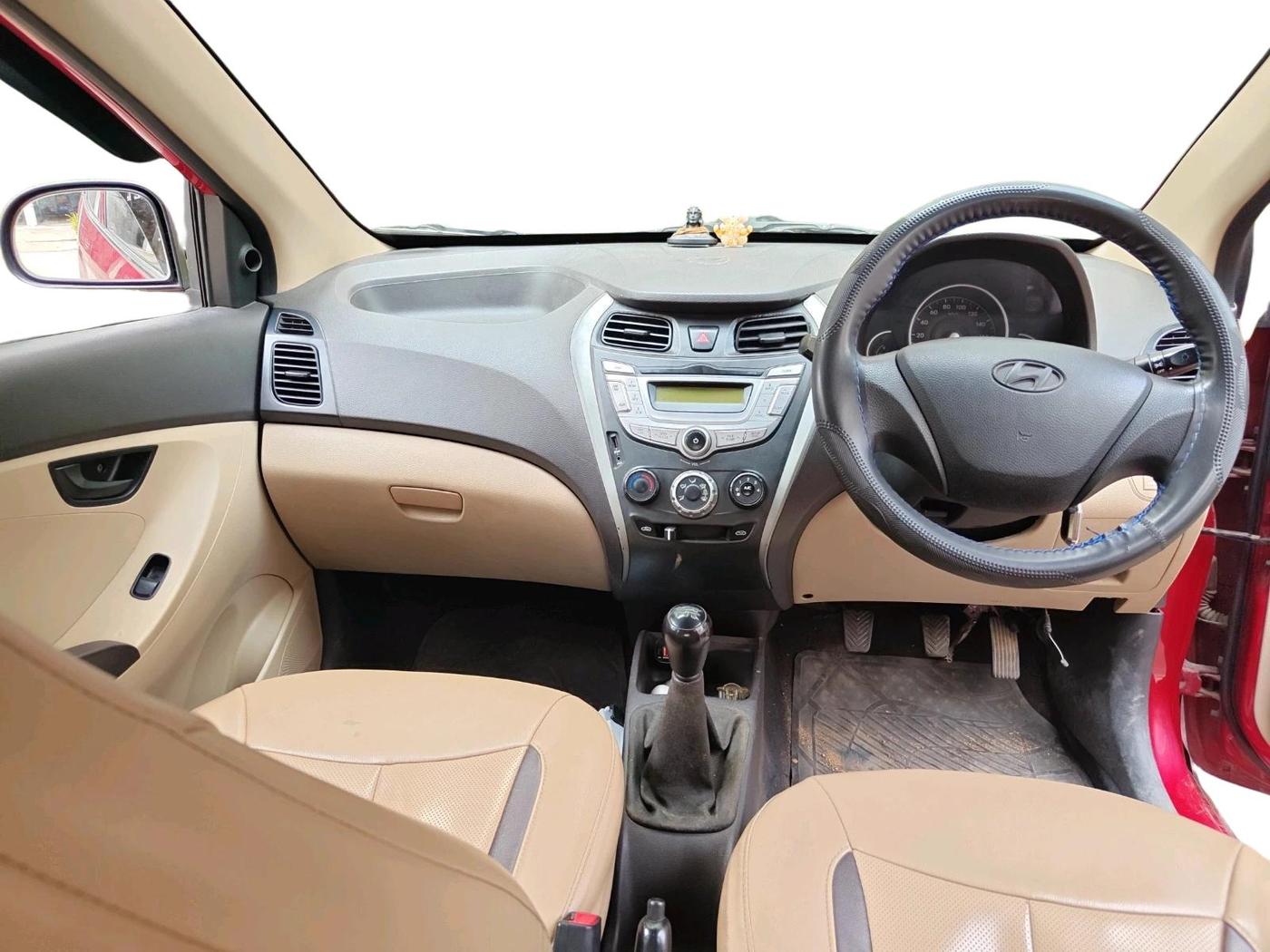 2015 Hyundai Eon MAGNA + LPG, Petrol, Manual, 1,14,674 km, interior