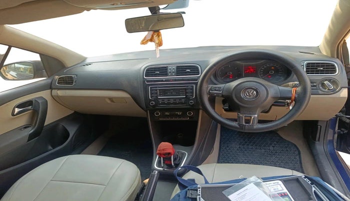 2014 Volkswagen Polo HIGHLINE DIESEL, Diesel, Manual, 1,21,198 km, interior