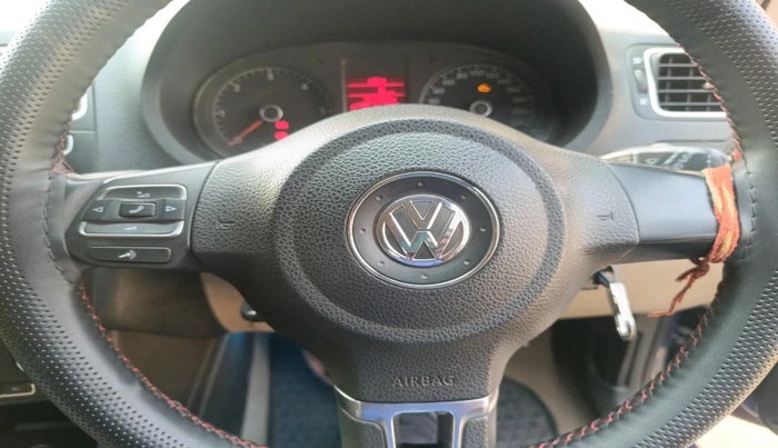 2014 Volkswagen Polo HIGHLINE DIESEL, Diesel, Manual, 1,21,198 km, interior