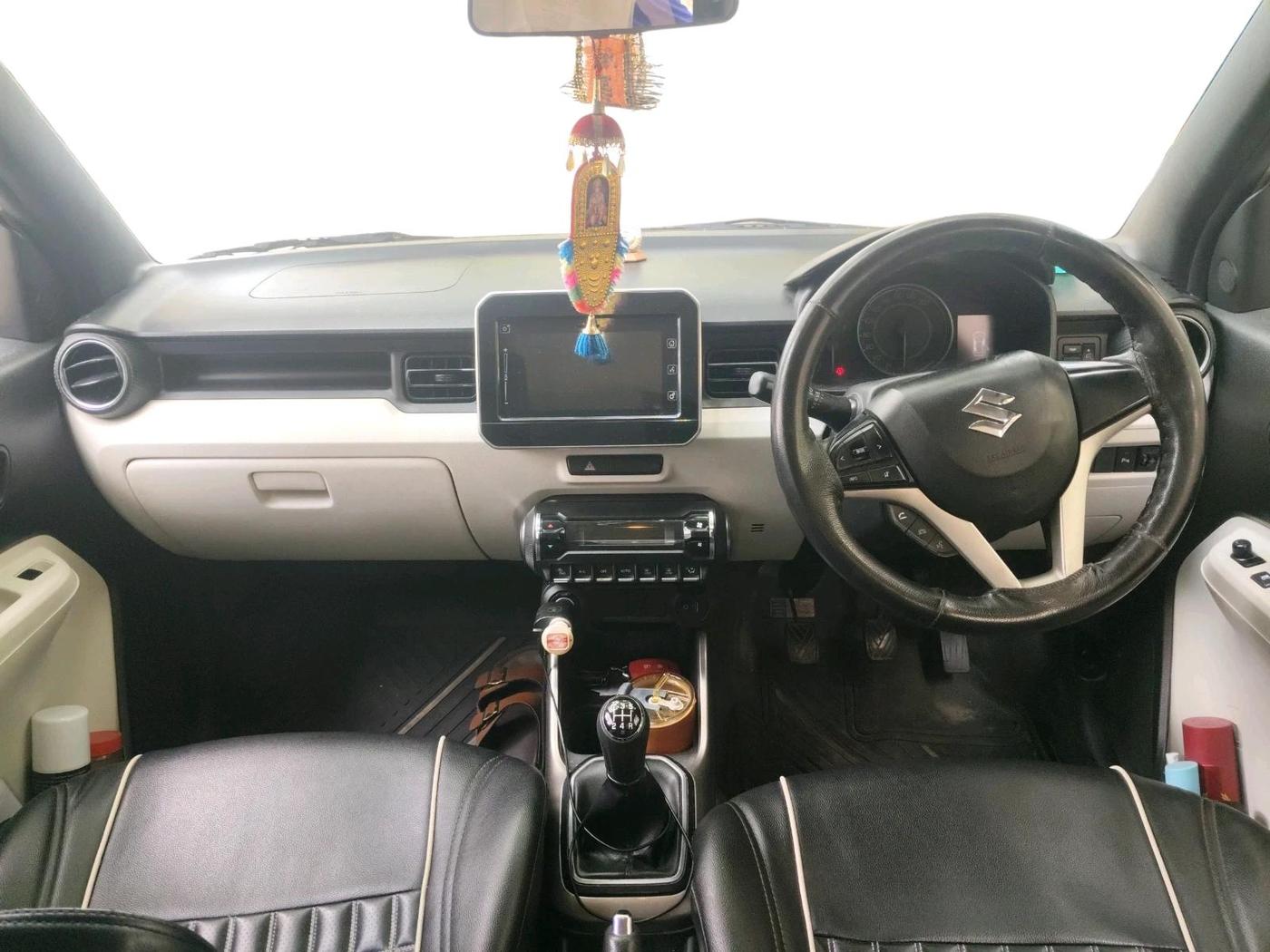 2017 Maruti IGNIS ALPHA 1.2, Petrol, Manual, 66,377 km, interior