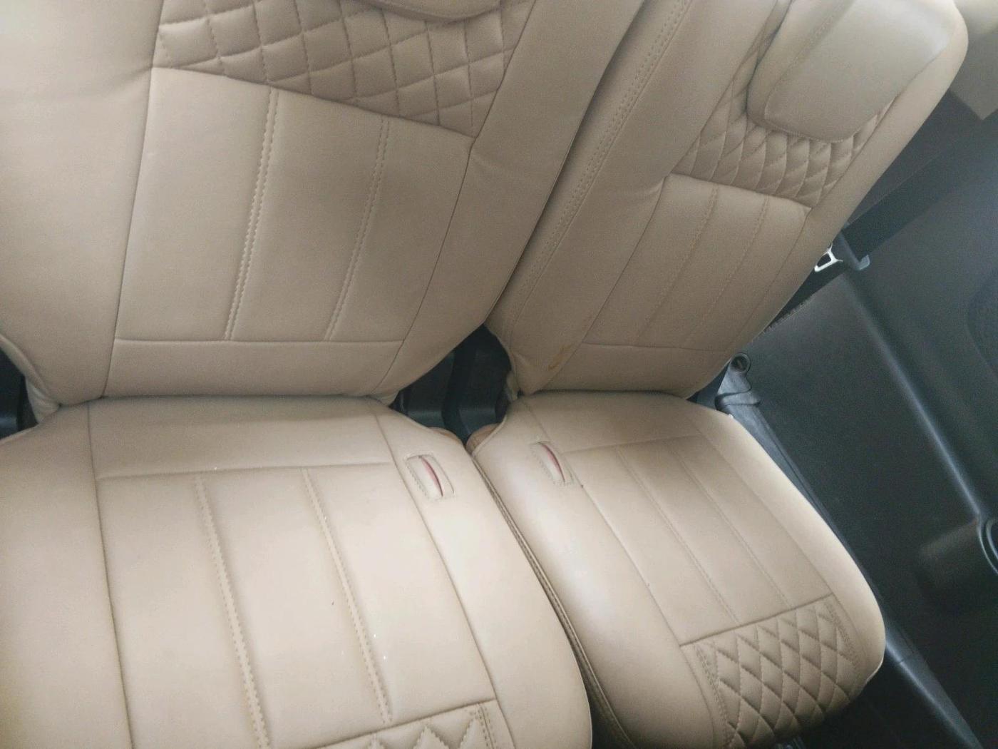 2018 Mahindra XUV500 W11 AT, Diesel, Automatic, 1,78,174 km, interior