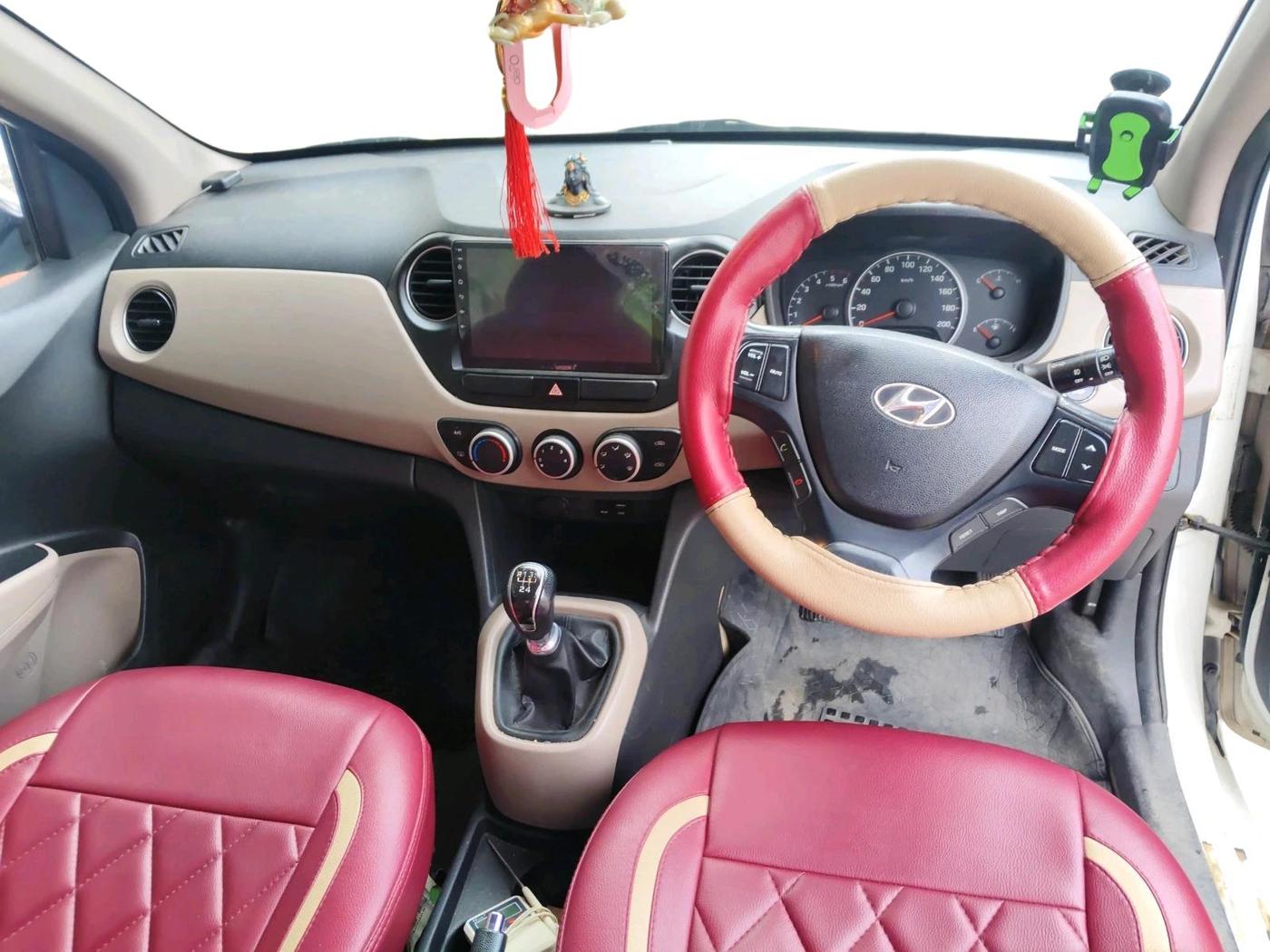 2015 Hyundai Grand i10 ASTA 1.1 CRDI, Diesel, Manual, 93,811 km, interior