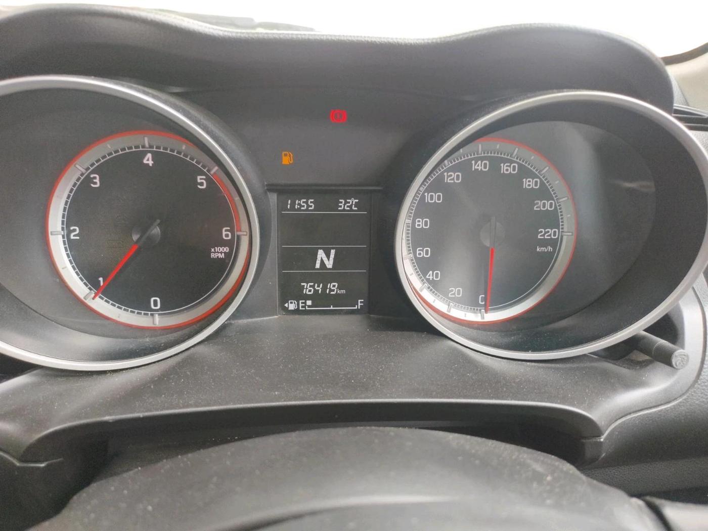 2019 Maruti Swift VDI AMT, Diesel, Automatic, 76,419 km, interior