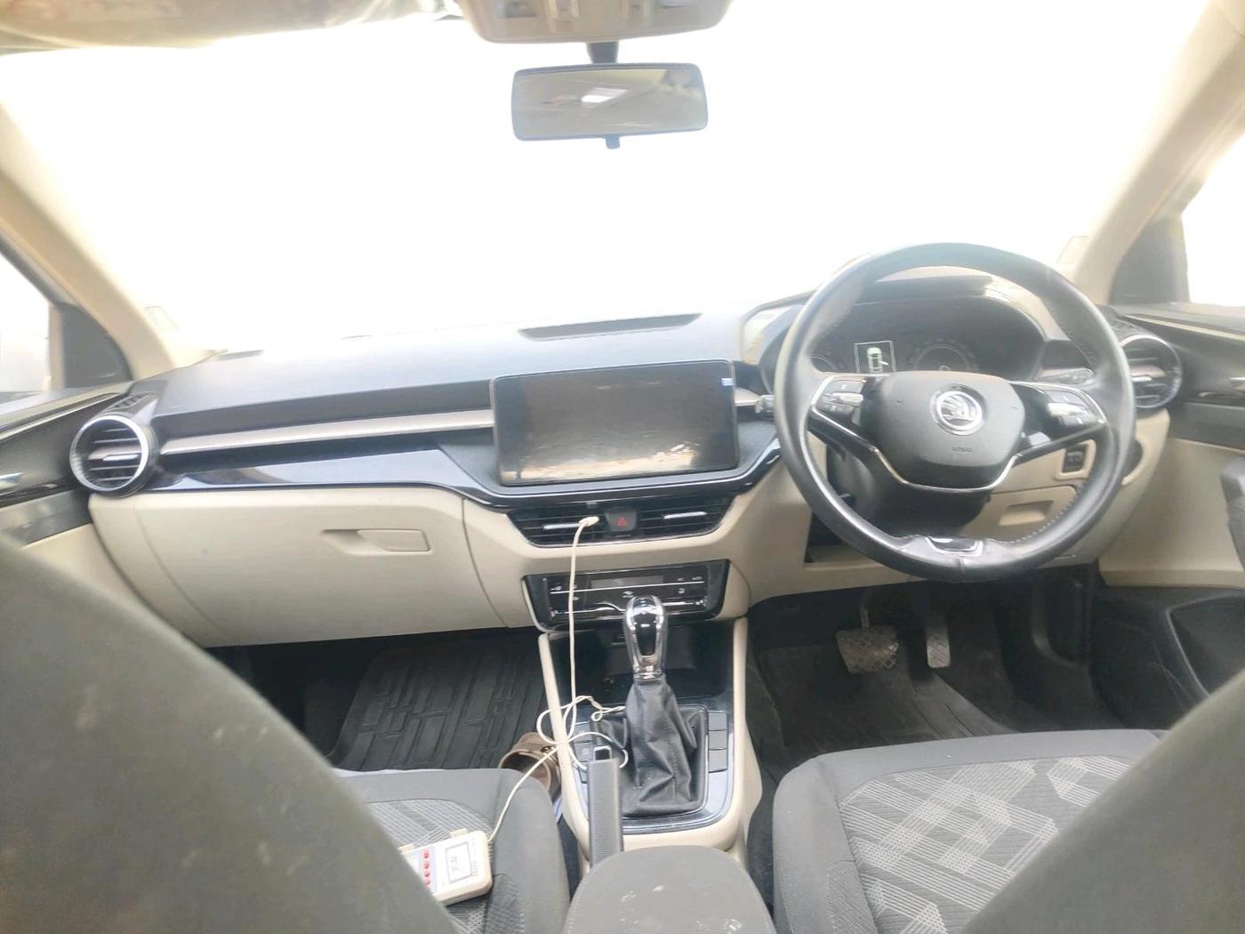 2022 Skoda SLAVIA AMBITION 1.0L TSI AT, Petrol, Automatic, 23,866 km, interior