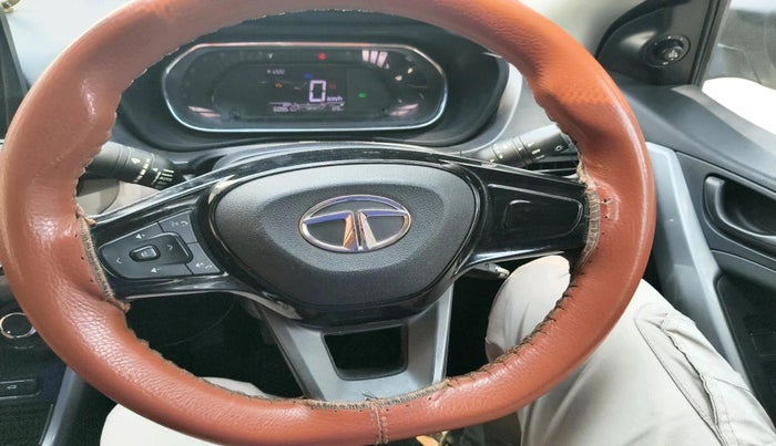 2020 Tata NEXON XM SUNROOF PETROL, Petrol, Manual, 60,951 km, interior