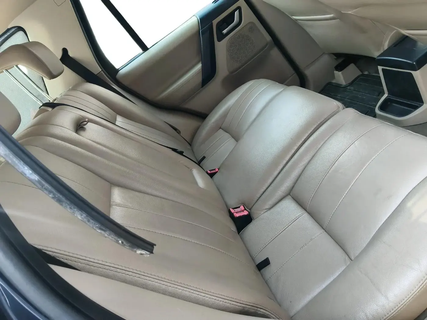 2014 Landrover Freelander 2 TD4 SE, Diesel, Automatic, 1,51,176 km, interior