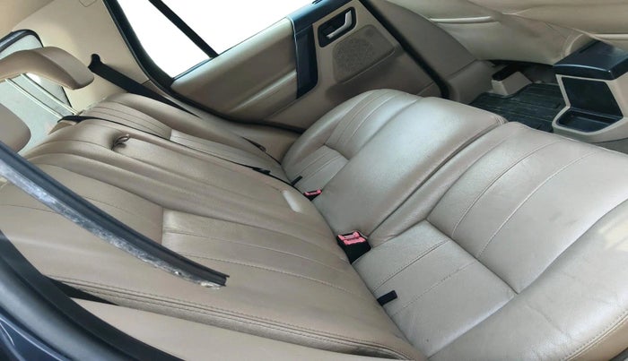 2014 Landrover Freelander 2 TD4 SE, Diesel, Automatic, 1,51,176 km, interior