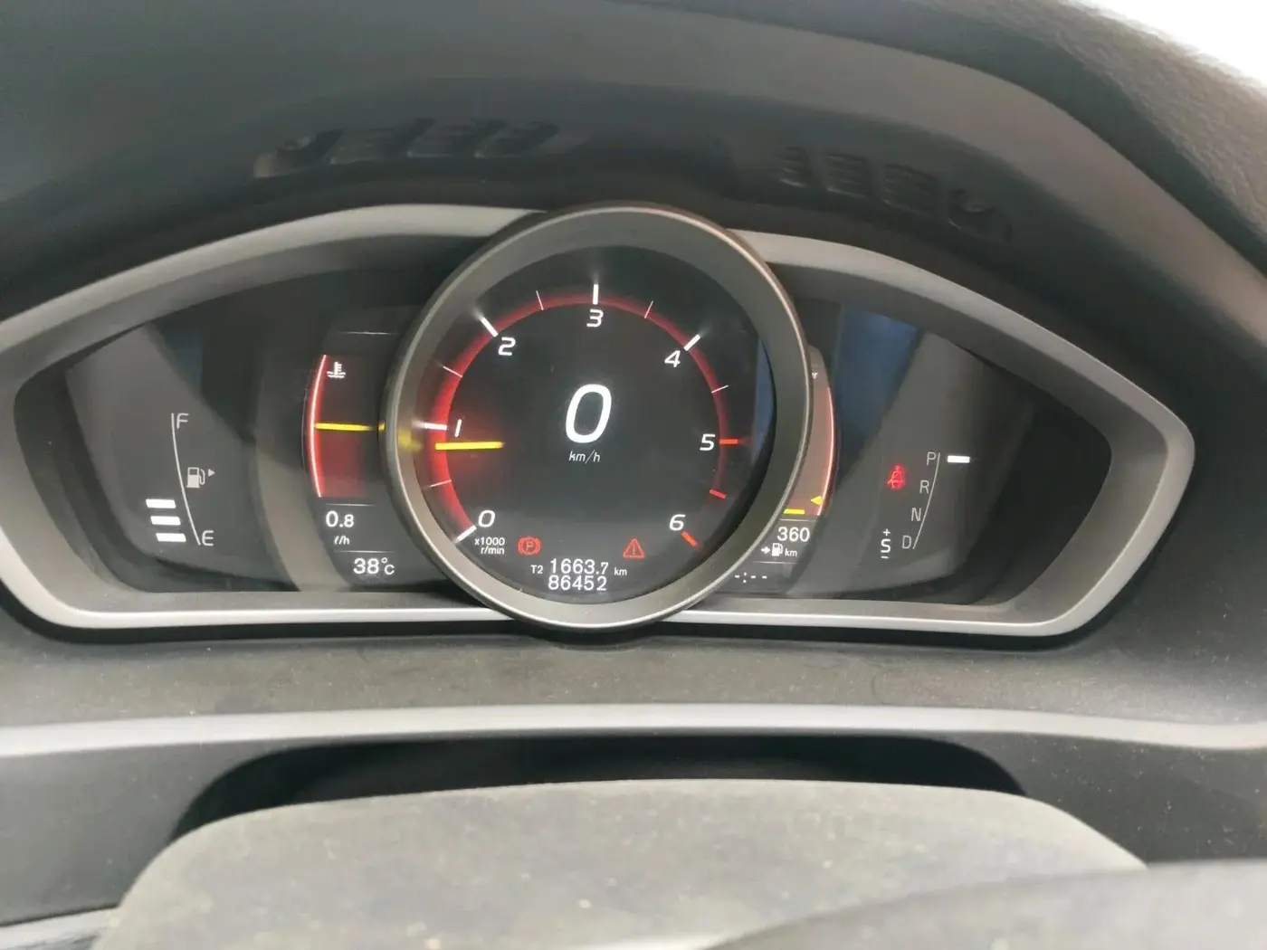 2016 Volvo V40 Cross Country D3, Diesel, Automatic, 86,452 km, interior