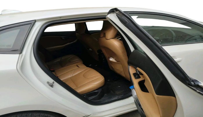 2016 Volvo V40 Cross Country D3, Diesel, Automatic, 86,452 km, interior