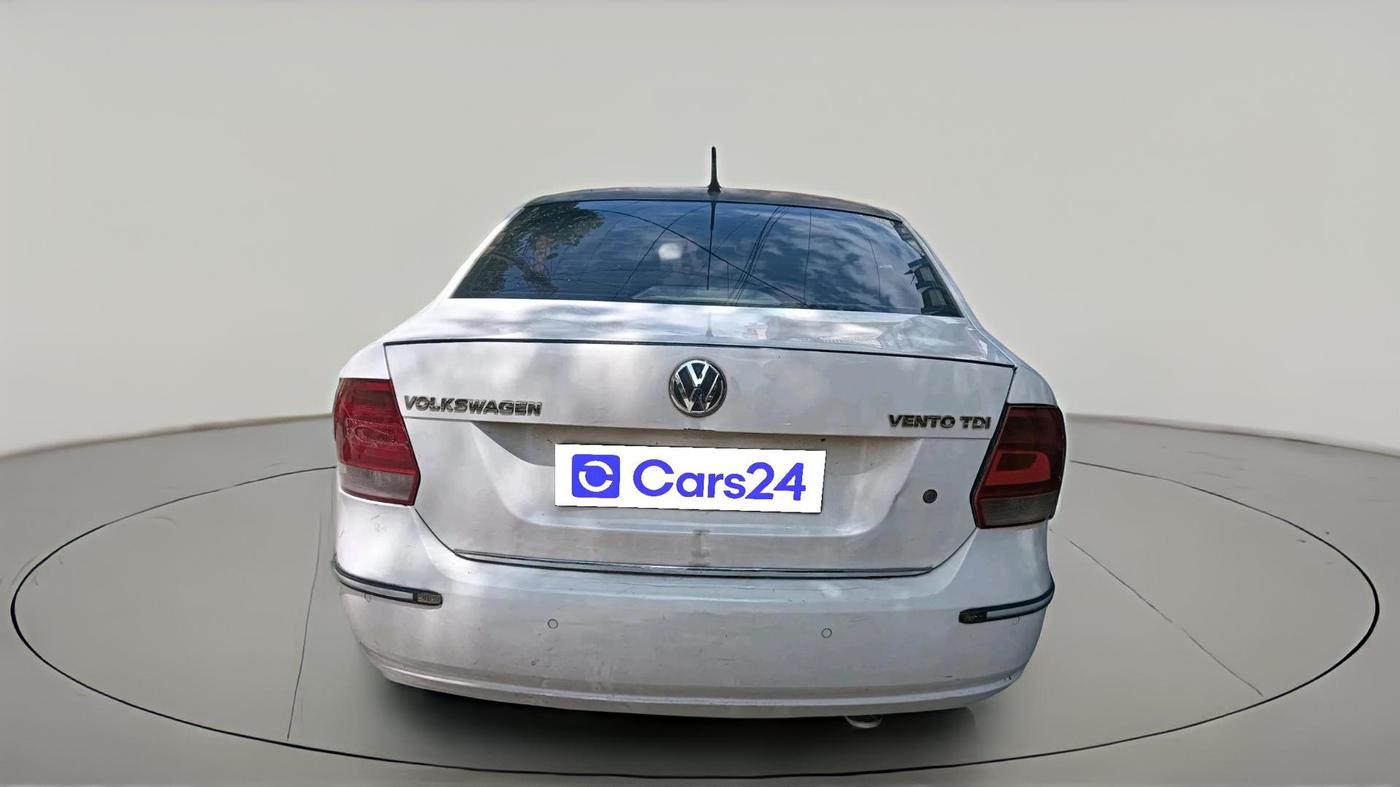 2012 Volkswagen Vento HIGHLINE DIESEL 1.6, Diesel, Manual, 96,401 km, exterior