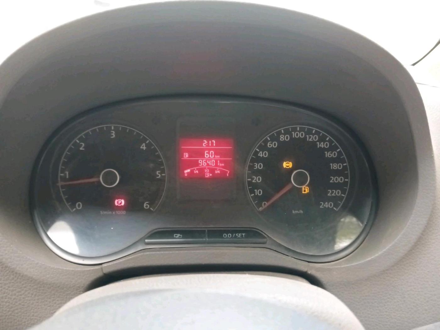 2012 Volkswagen Vento HIGHLINE DIESEL 1.6, Diesel, Manual, 96,401 km, interior
