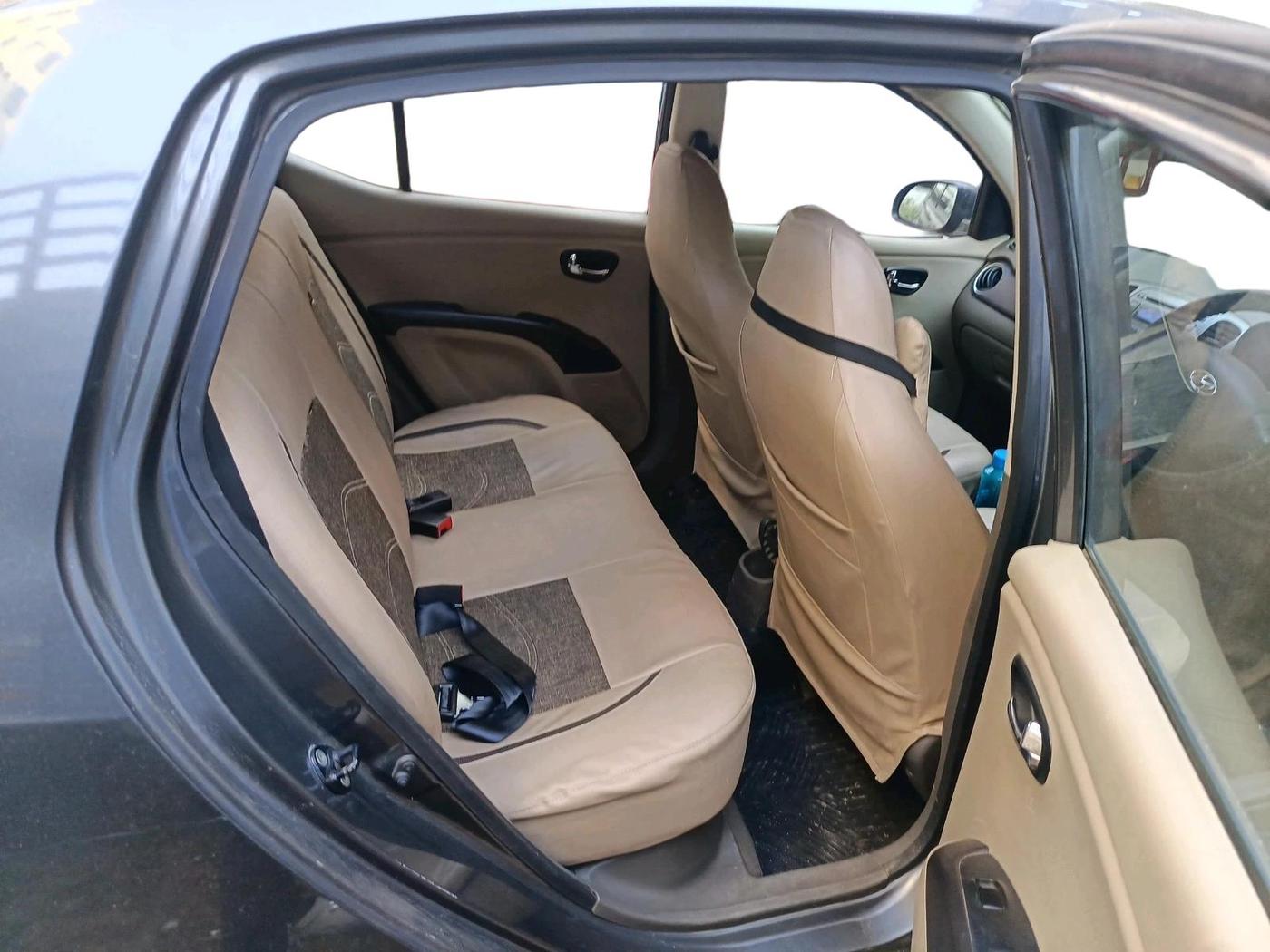 2013 Hyundai i10 MAGNA 1.2, Petrol, Manual, 74,165 km, interior