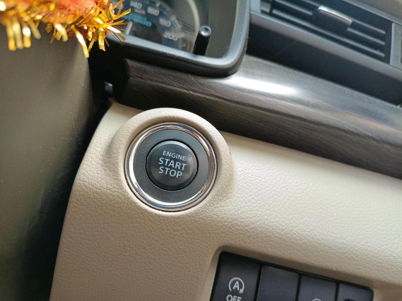 2024 Maruti Ertiga ZXi (O), Petrol, Manual, 23,376 km, interior