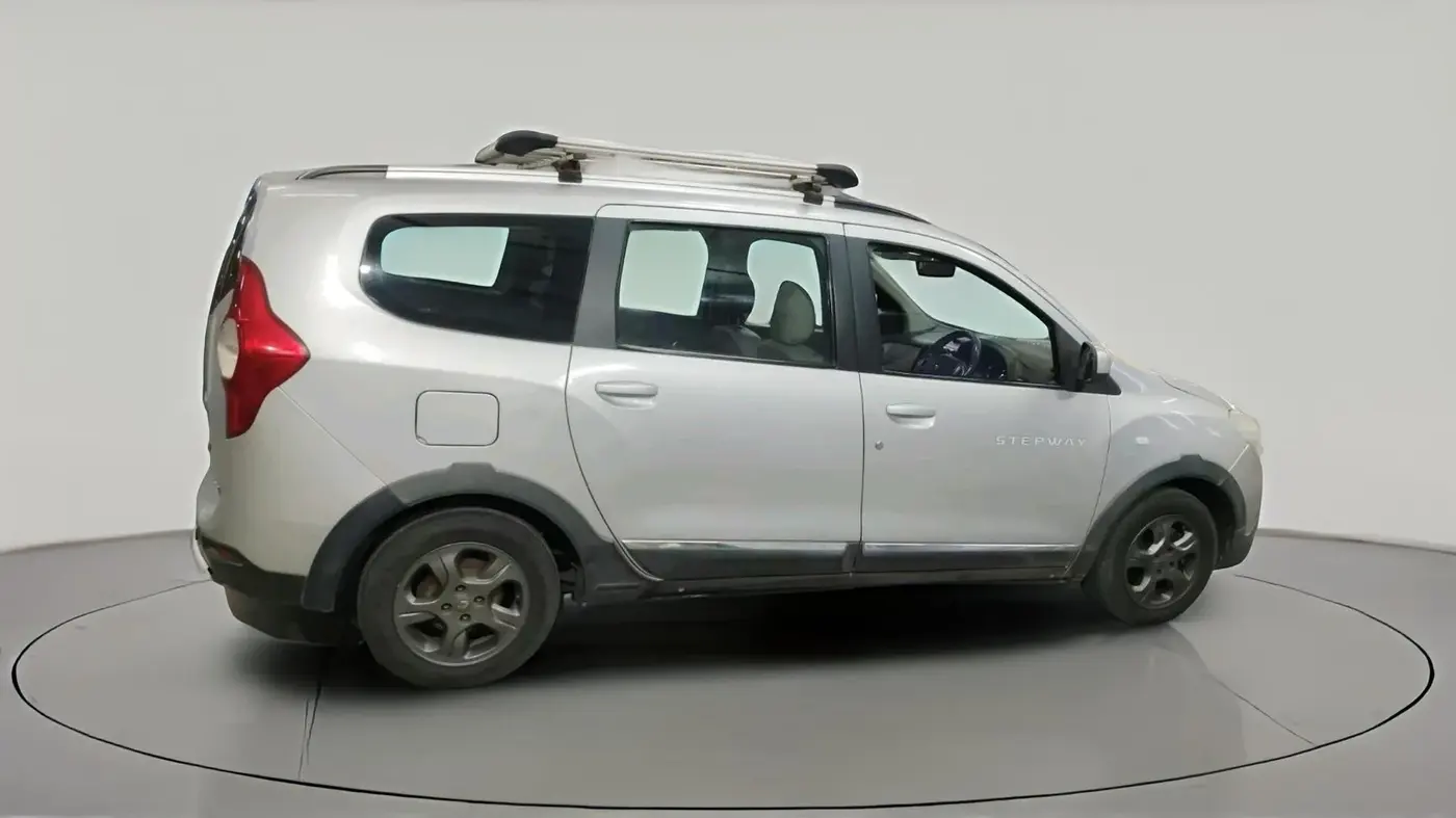 2015 Renault Lodgy 110 PS RXZ 8 STR, Diesel, Manual, 88,461 km, exterior
