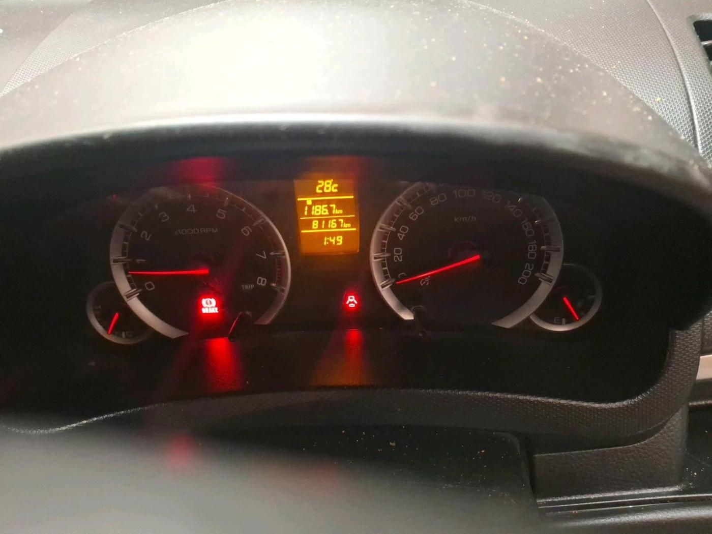 2013 Maruti Swift ZXI, Petrol, Manual, 81,167 km, interior