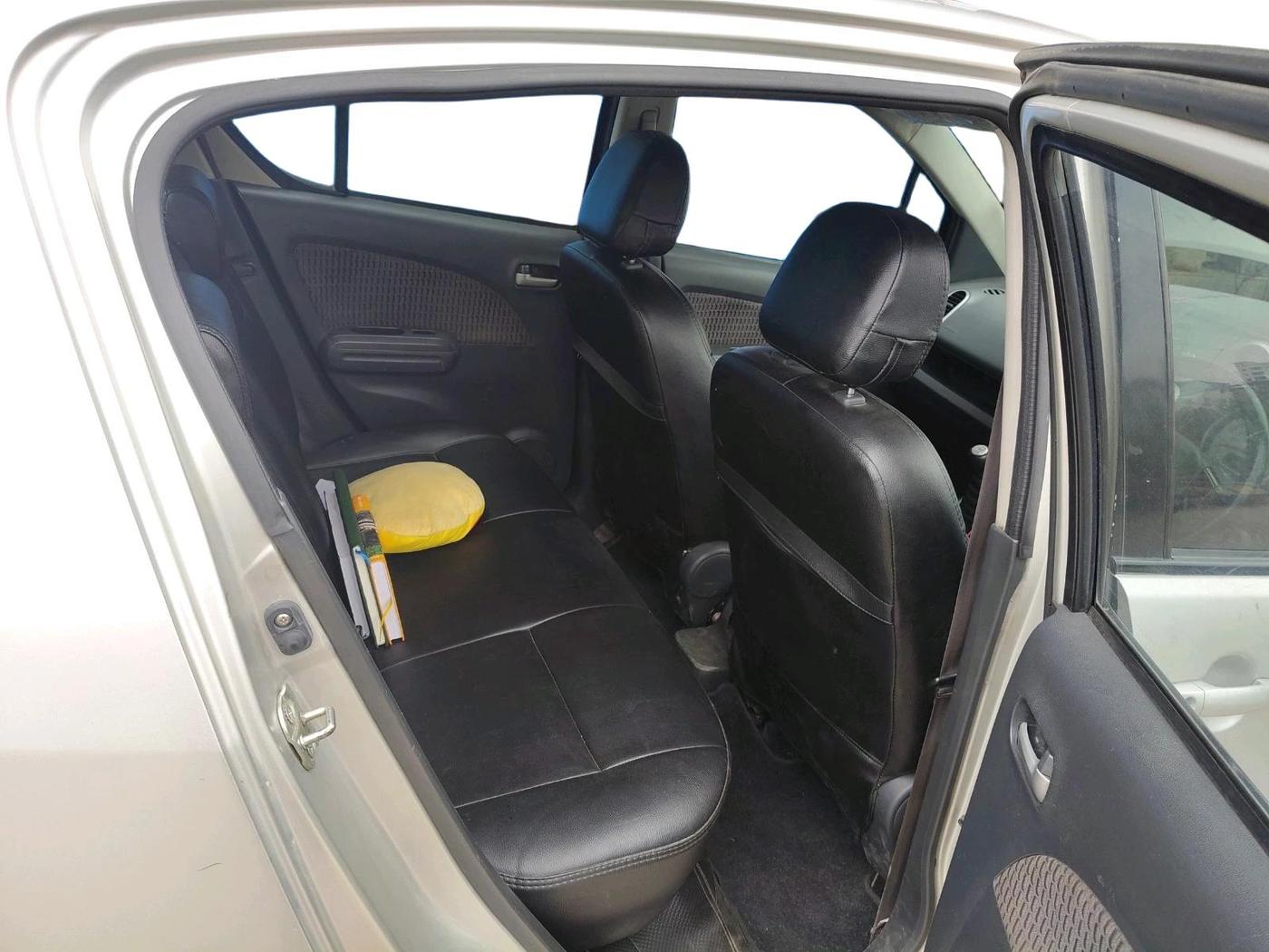2013 Maruti Ritz ZDI, Diesel, Manual, 1,81,474 km, interior