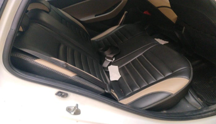 2015 Hyundai Elite i20 ASTA 1.2, Petrol, Manual, 1,57,844 km, interior