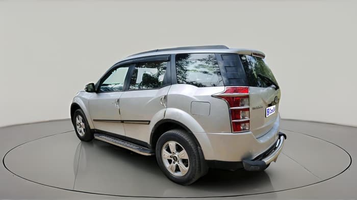 2013 Mahindra XUV500 W8, Diesel, Manual, 1,09,581 km, exterior