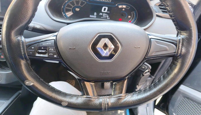 2025 Renault Kiger RXL MT, Petrol, Manual, 28,194 km, interior