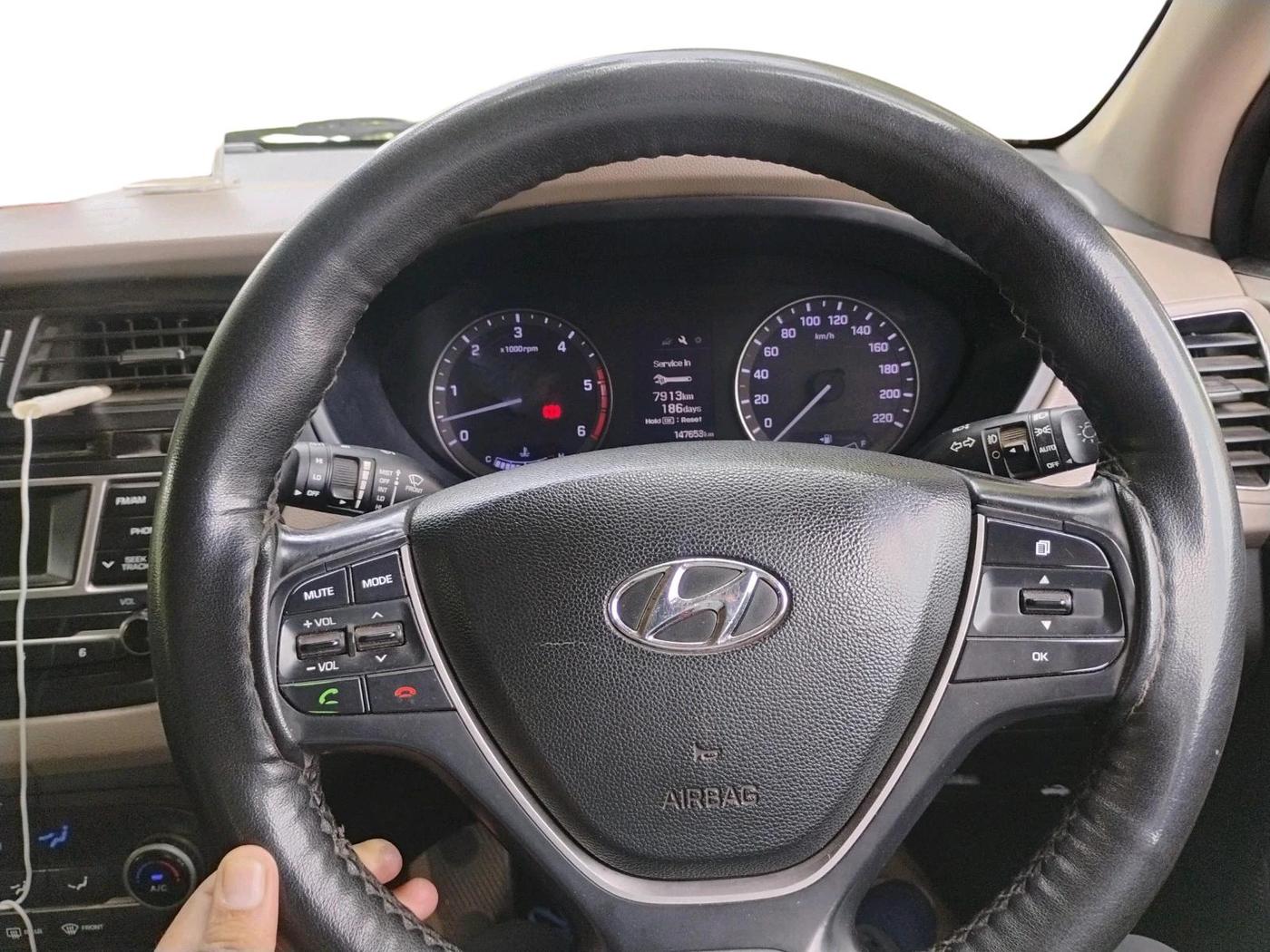 2014 Hyundai Elite i20 ASTA 1.4 CRDI, Diesel, Manual, 1,47,654 km, interior