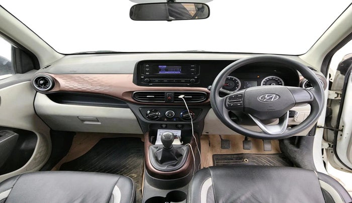 2022 Hyundai AURA S 1.2 CNG, CNG, Manual, 1,19,601 km, interior