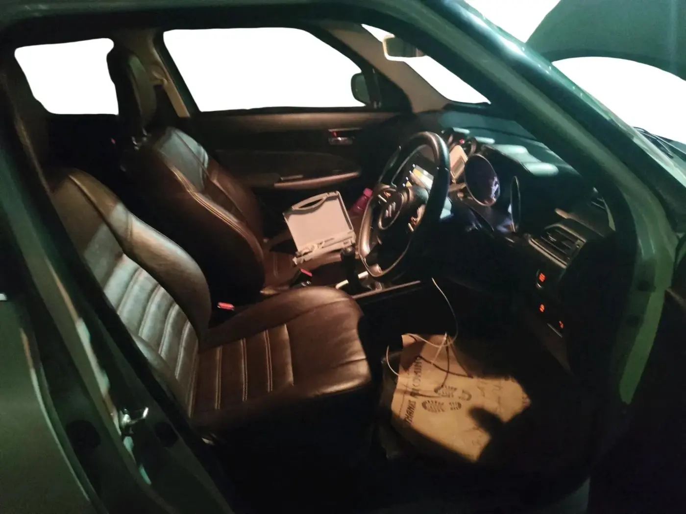 2021 Maruti Swift ZXI PLUS, Petrol, Manual, 80,218 km, interior