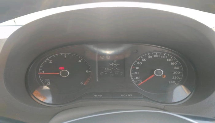 2016 Volkswagen Vento HIGHLINE 1.5 AT, Diesel, Automatic, 1,36,252 km, interior