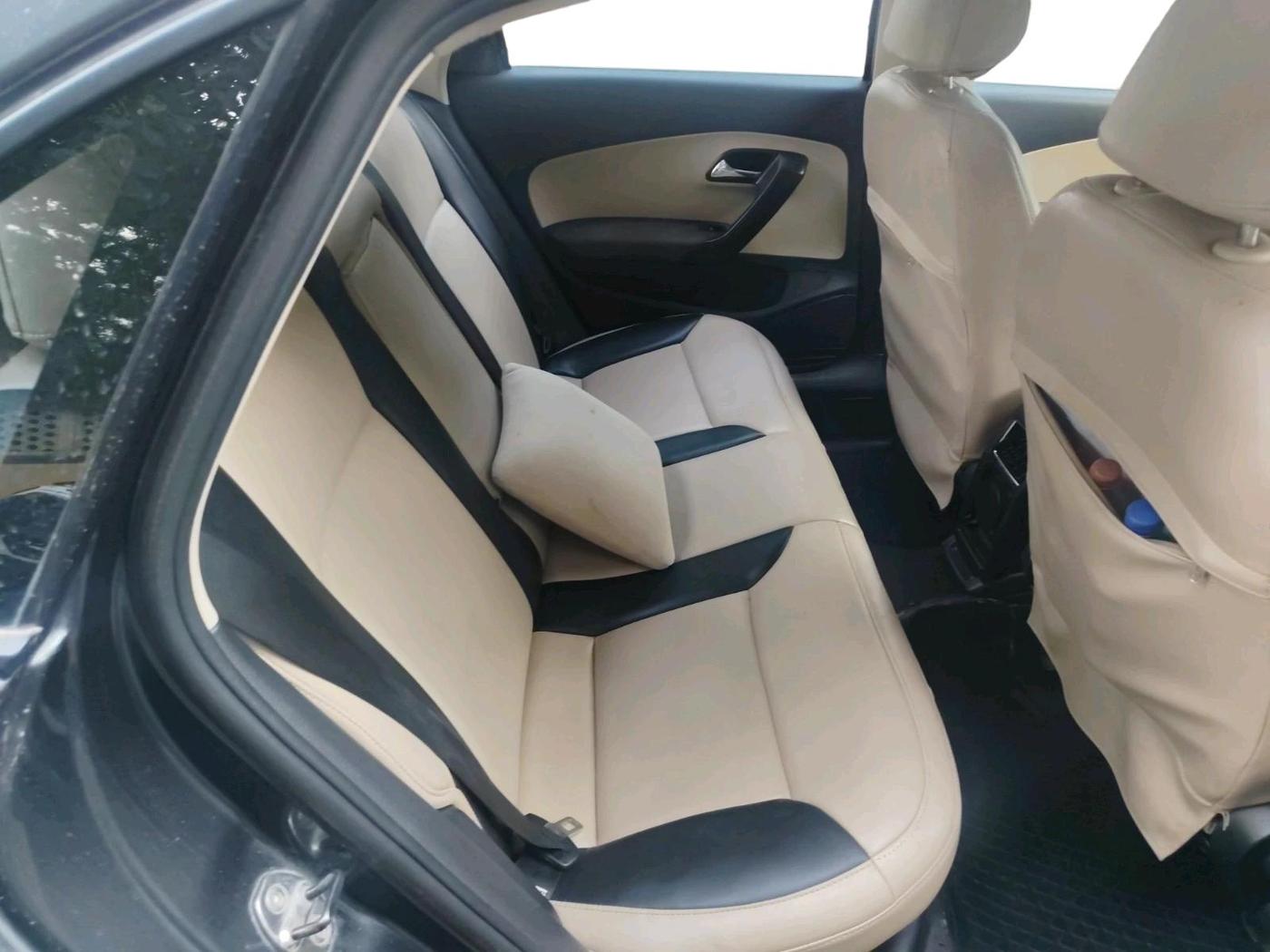2018 Skoda Rapid AMBITION 1.6 MPI MT, Petrol, Manual, 82,565 km, interior