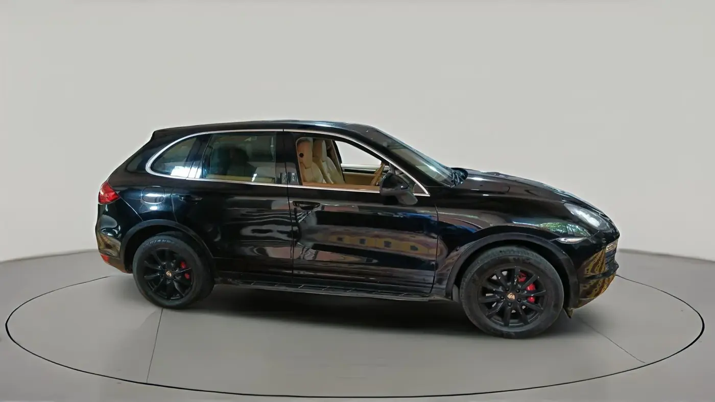 2012 Porsche Cayenne DIESEL, Diesel, Automatic, 88,938 km, exterior