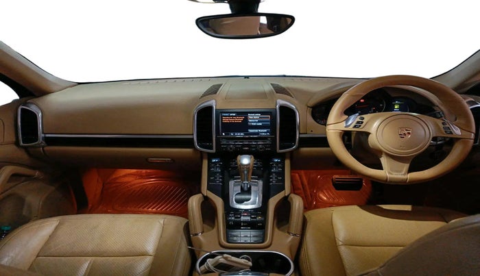 2012 Porsche Cayenne DIESEL, Diesel, Automatic, 88,938 km, interior