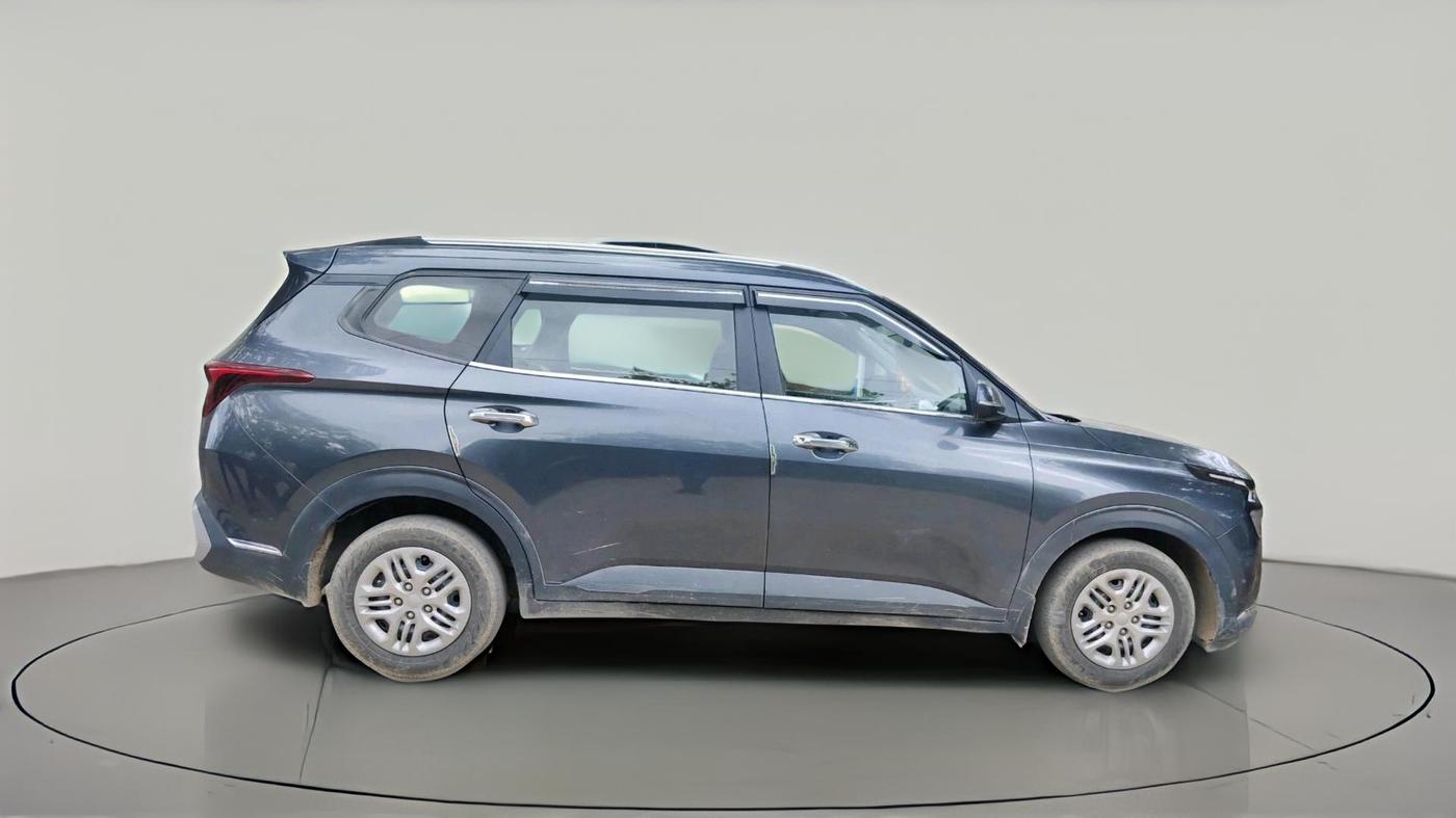 2023 KIA CARENS PRESTIGE 1.5 PETROL 7 STR, Petrol, Manual, 34,904 km, exterior