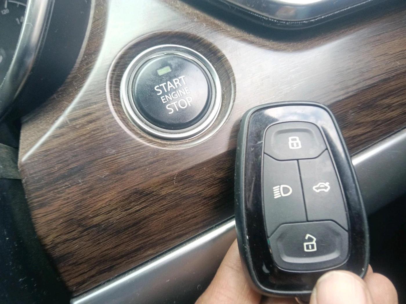 2021 Tata Harrier XZ PLUS 2.0L, Diesel, Manual, 1,22,010 km, interior