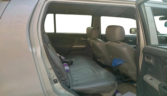 2011 Maruti Wagon R 1.0 VXI, Petrol, Manual, 1,05,255 km, interior