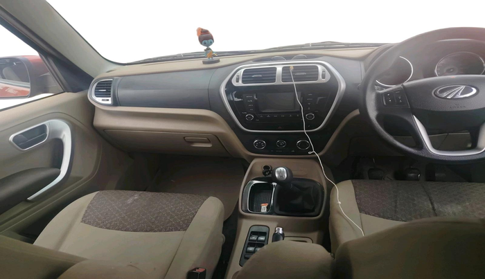 2016 Mahindra TUV300 T8, Diesel, Manual, 4,661 km, interior