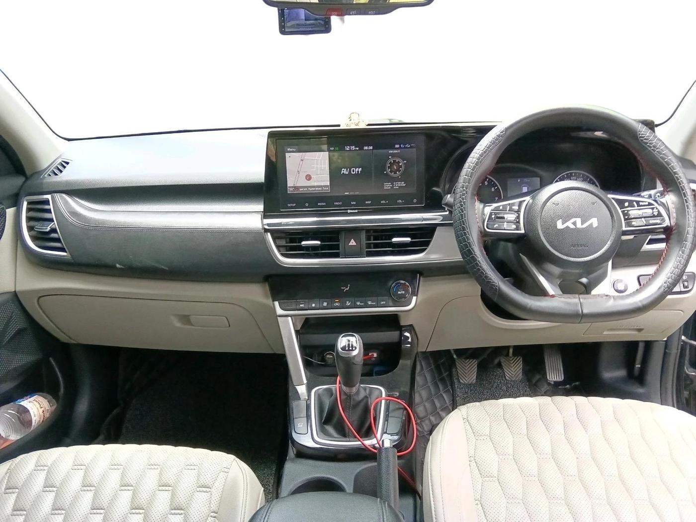 2022 KIA SELTOS HTX PETROL 1.5, Petrol, Manual, 23,315 km, interior