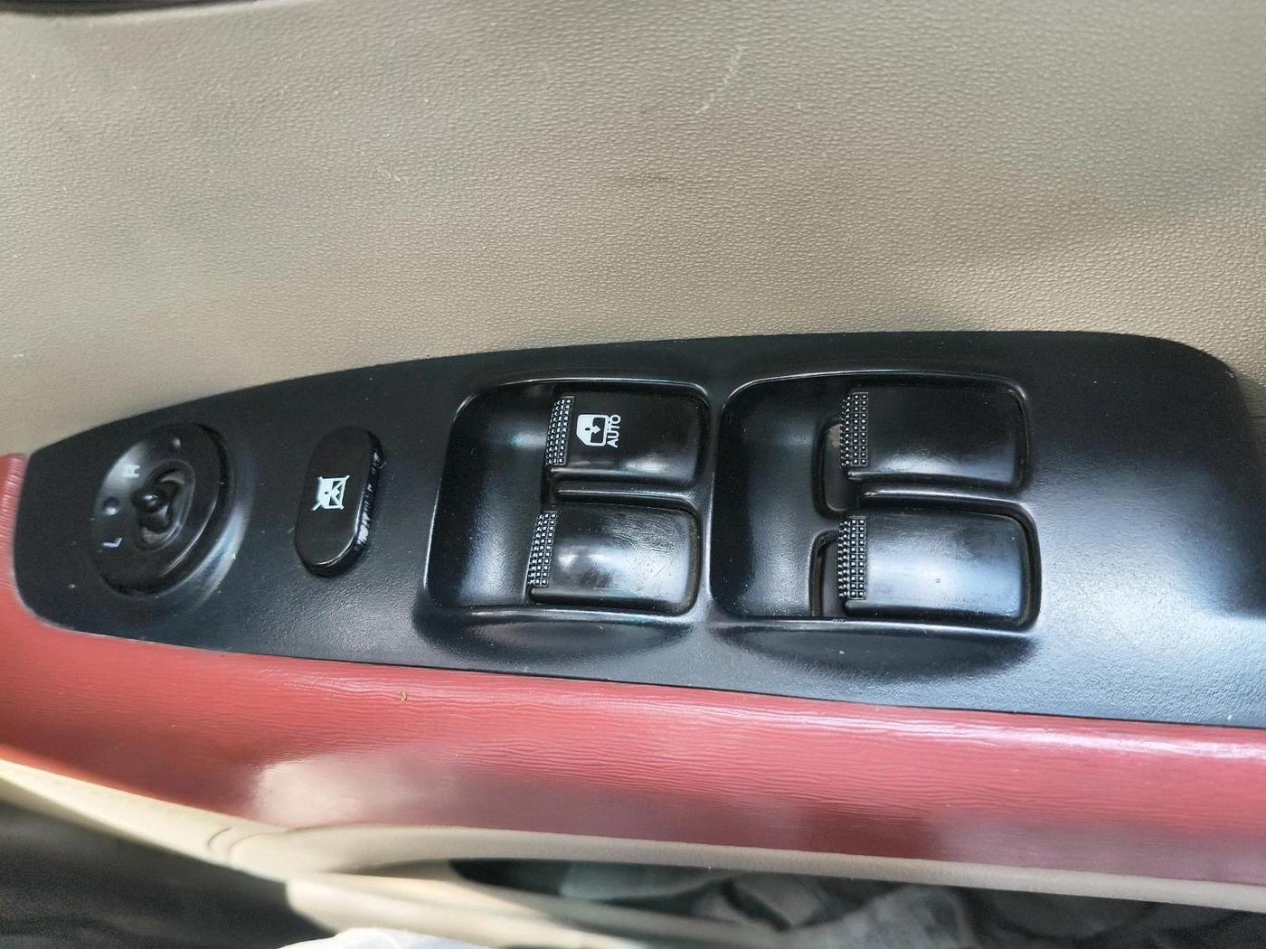 2013 Hyundai i10 MAGNA 1.2, Petrol, Manual, 86,856 km, interior